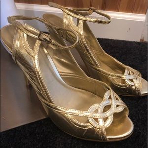 Gold dress shoes